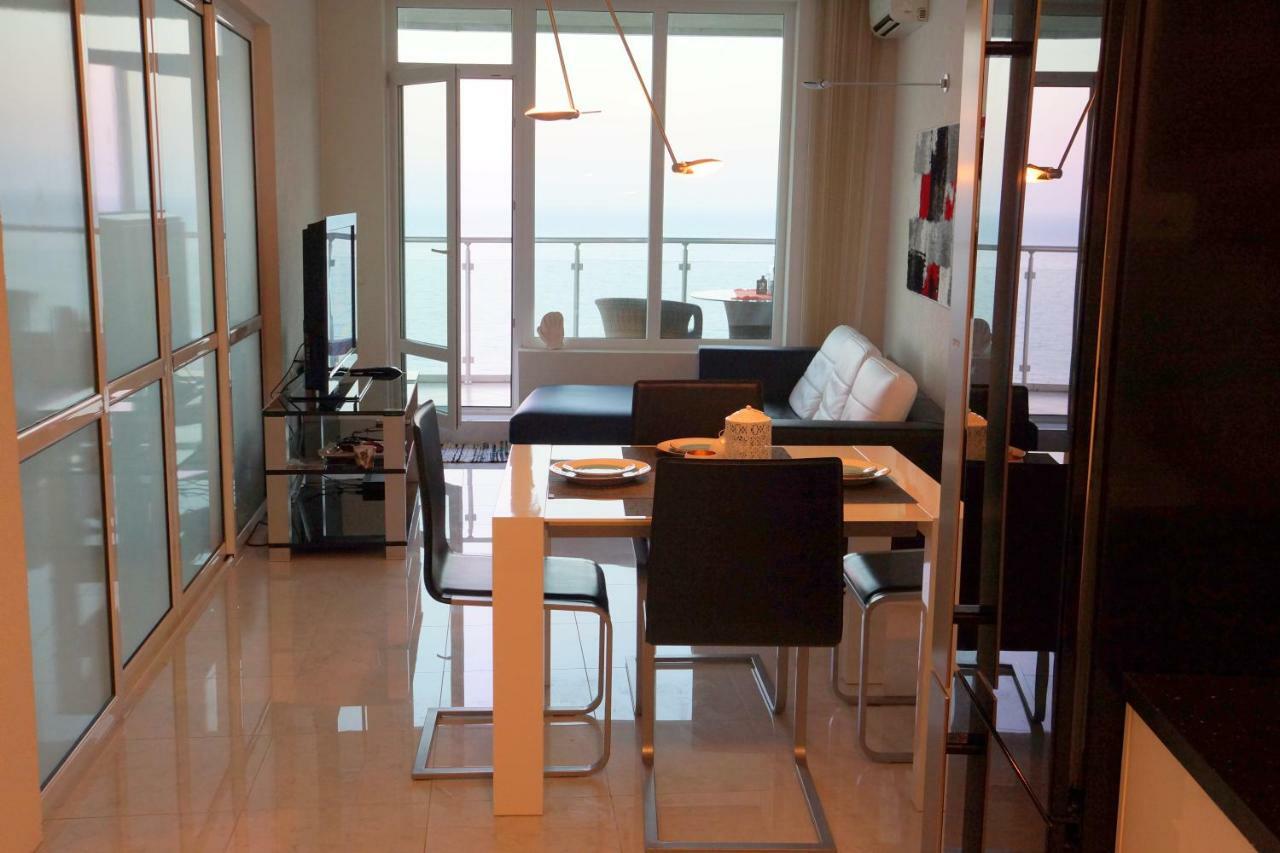 Silver Beach Delux Apartments Byala  Buitenkant foto
