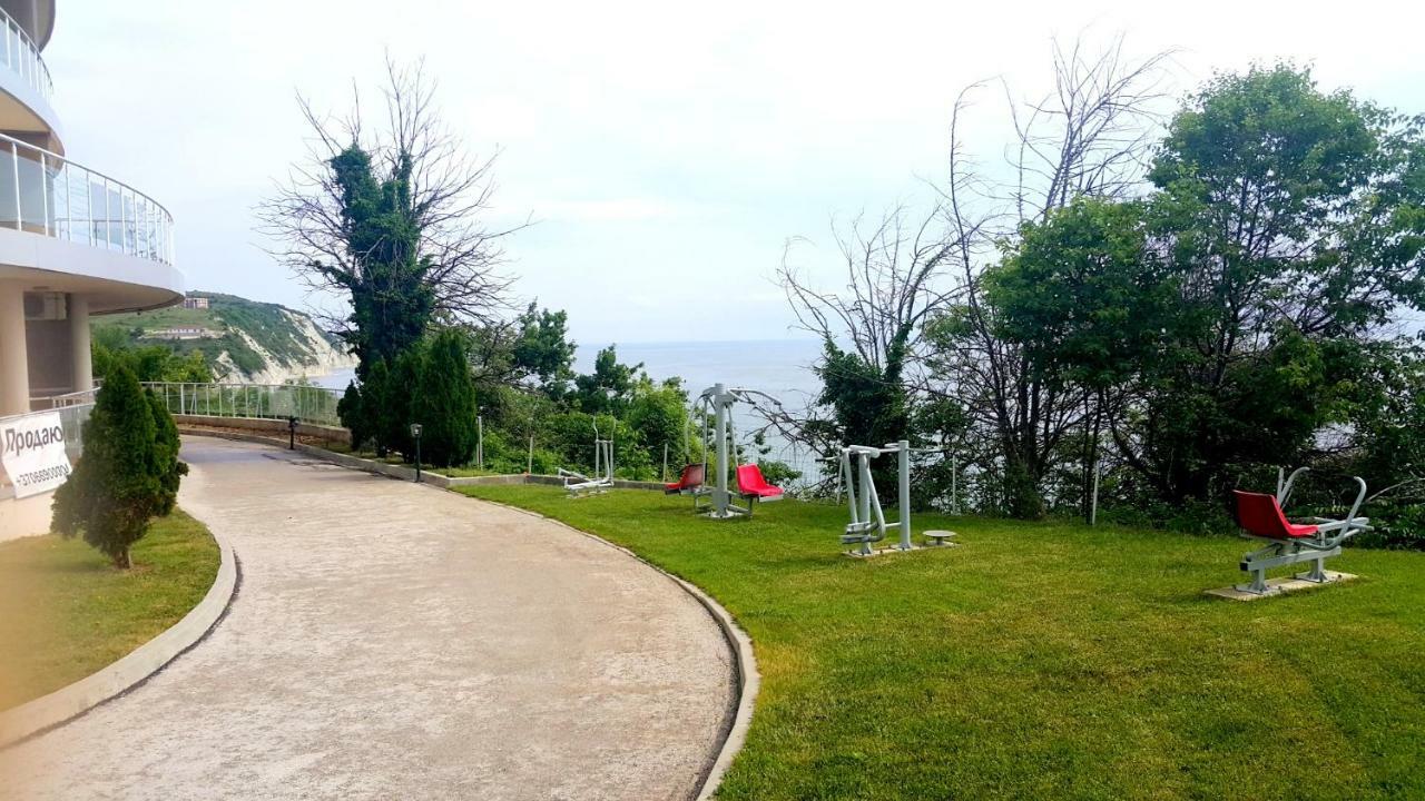 Silver Beach Delux Apartments Byala  Buitenkant foto